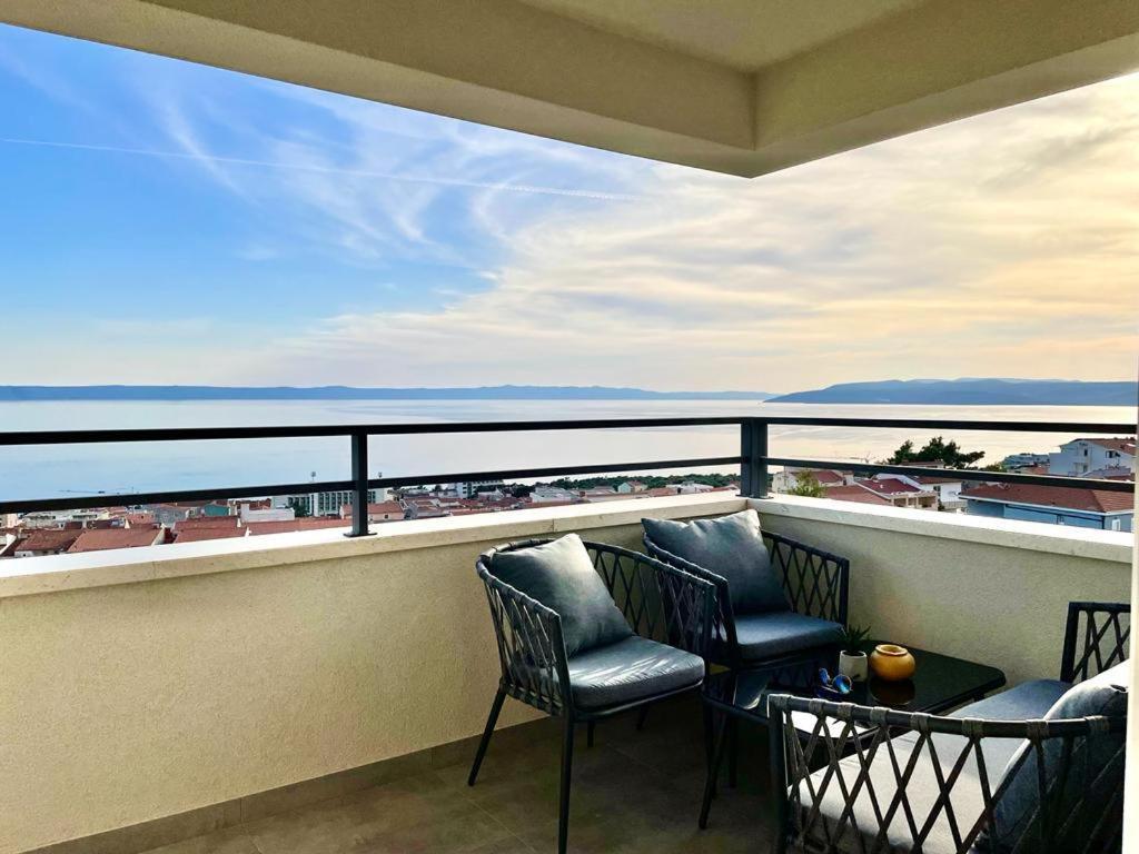 Linda With Panoramic Sea View